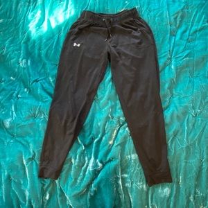 Black under armour sweats